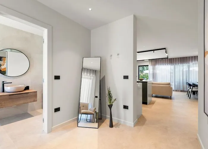 Tranquilla By Guide *